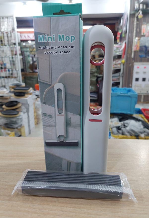 Portable Mini Squeeze Desk Cleaner Mop